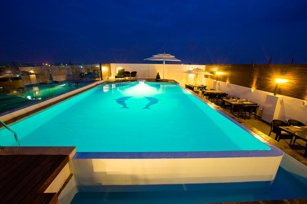 Hotel Radha Prasad Ироду Экстерьер фото