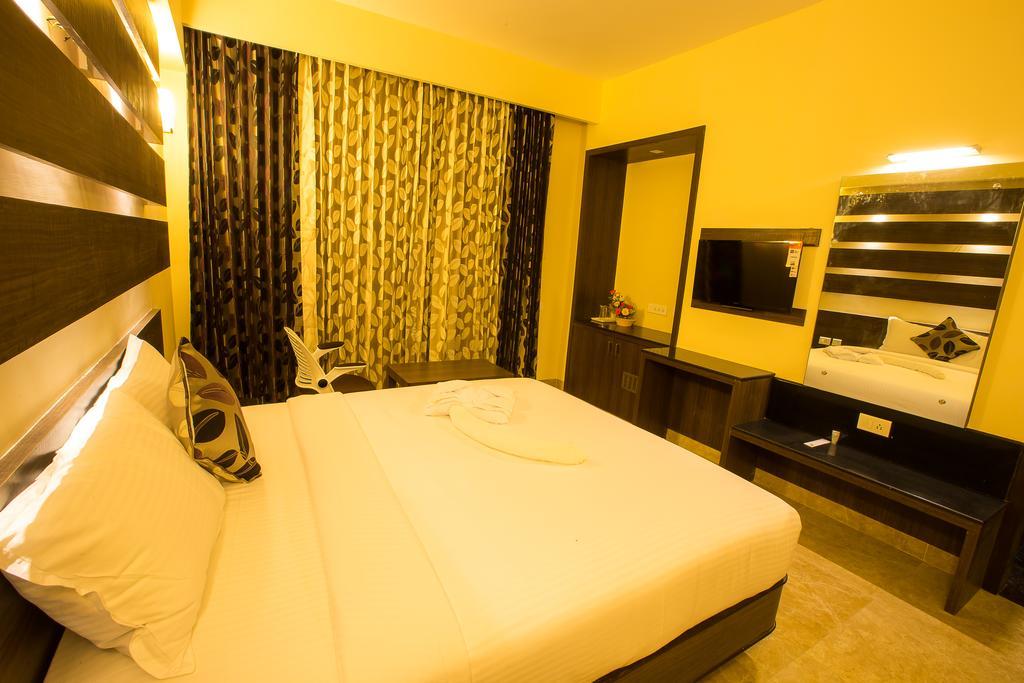 Hotel Radha Prasad Ироду Номер фото