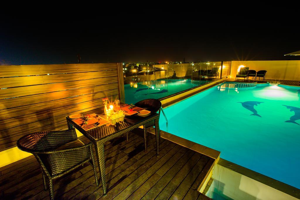 Hotel Radha Prasad Ироду Экстерьер фото