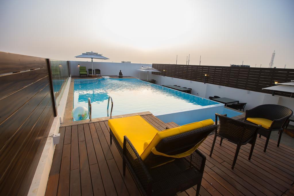 Hotel Radha Prasad Ироду Экстерьер фото