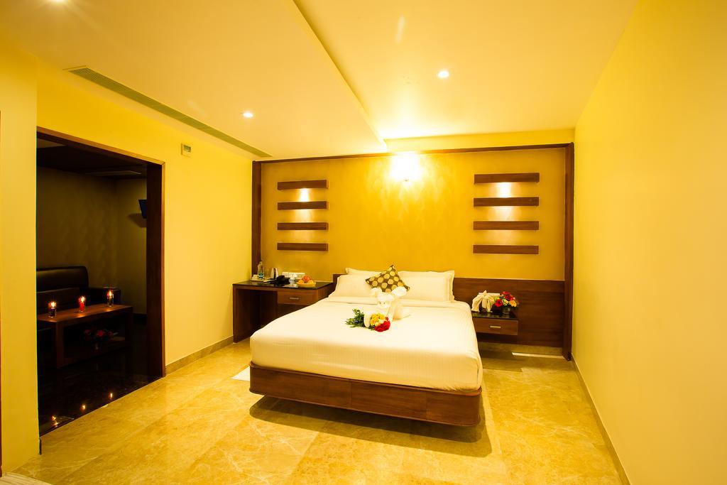 Hotel Radha Prasad Ироду Номер фото