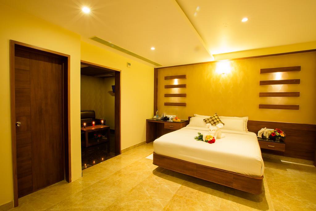 Hotel Radha Prasad Ироду Экстерьер фото